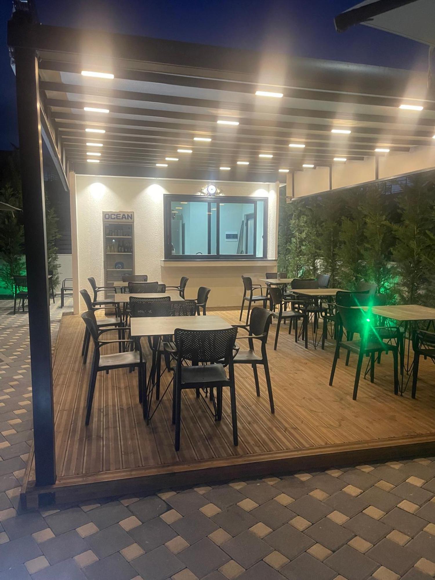 Hotel Aluor Vlorë Exterior foto